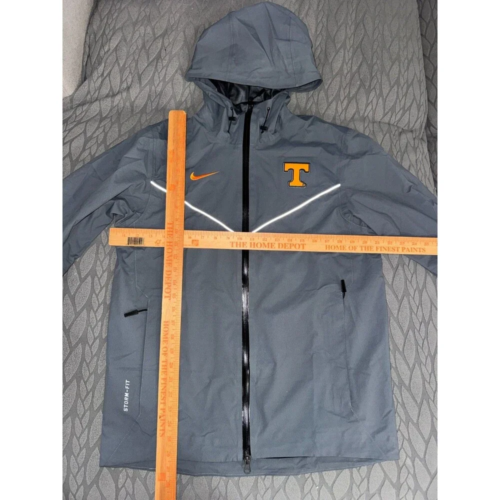 Men's S Nike Tennessee Volunteers Team Issued PE On-Field Storm-FIT Rain Jacket